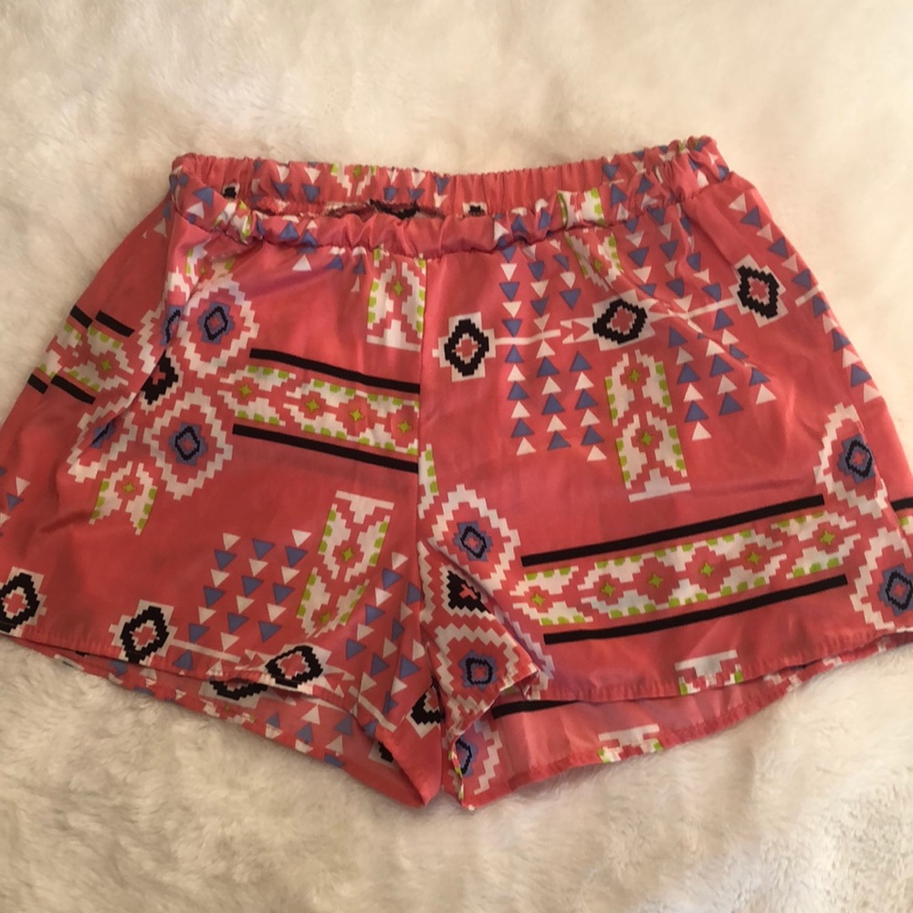 Women’s pink stretch shorts